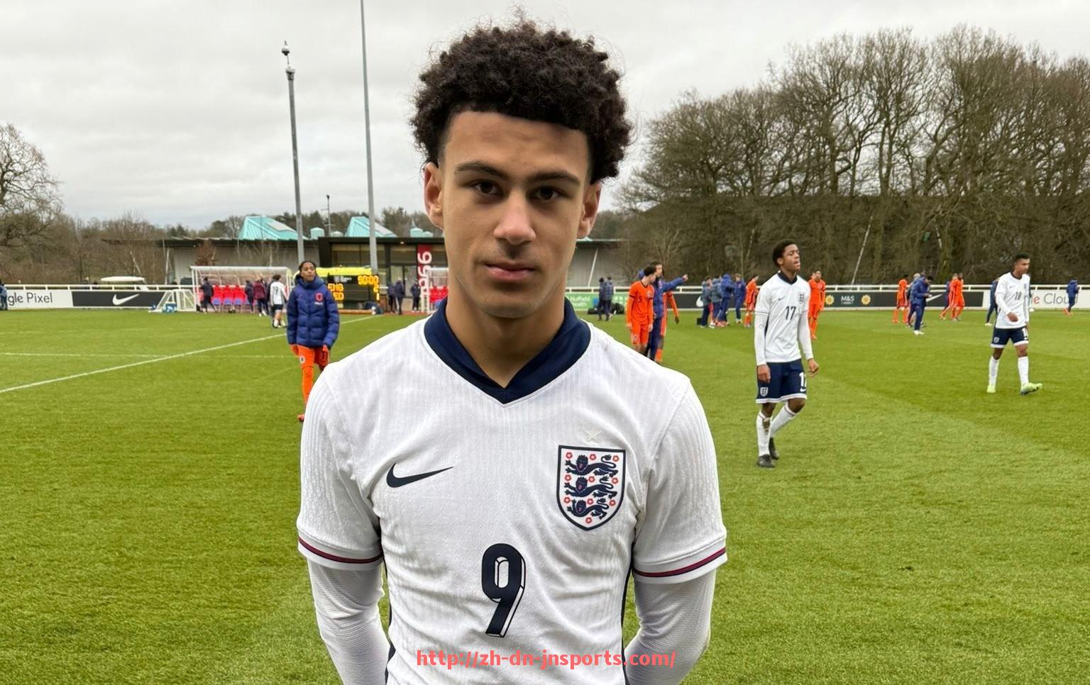 JN江南体育-法甲历史上的最大失利：法甲历史上最令人痛心的失利回顾